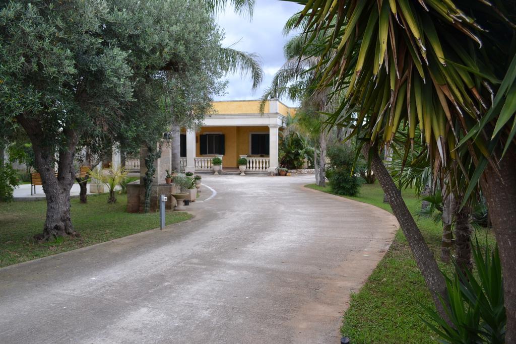 B&B Villa Bismi Монтерони-ди-Лечче Экстерьер фото